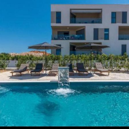 Dvj Apartments بيوغْغاد نا موغو المظهر الخارجي الصورة
