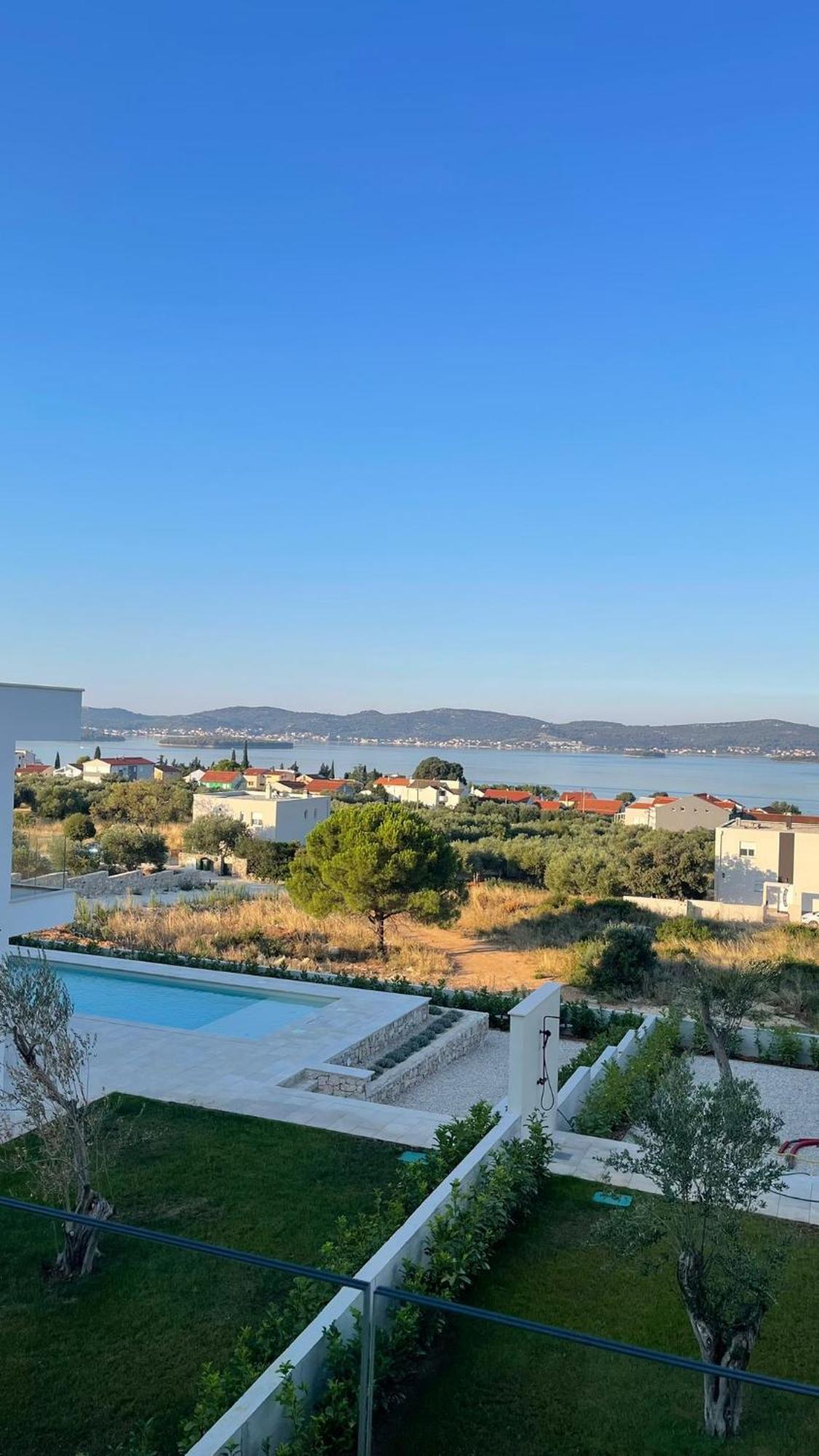 Dvj Apartments بيوغْغاد نا موغو المظهر الخارجي الصورة