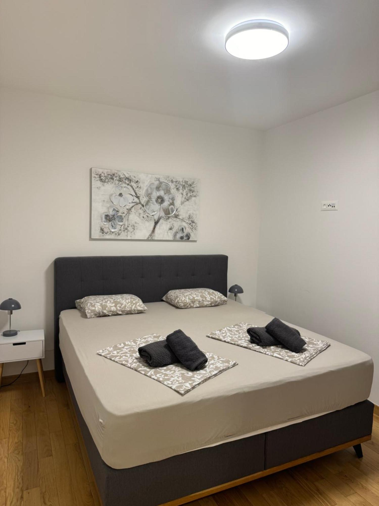 Dvj Apartments بيوغْغاد نا موغو المظهر الخارجي الصورة