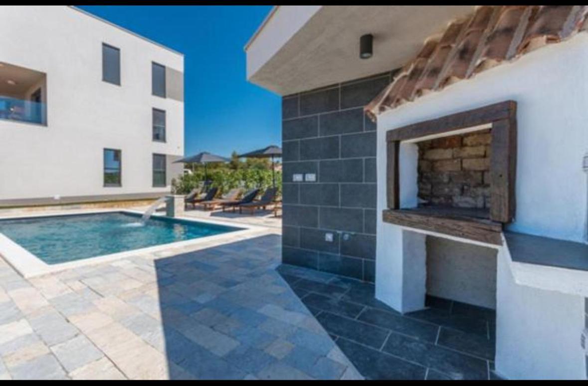 Dvj Apartments بيوغْغاد نا موغو المظهر الخارجي الصورة